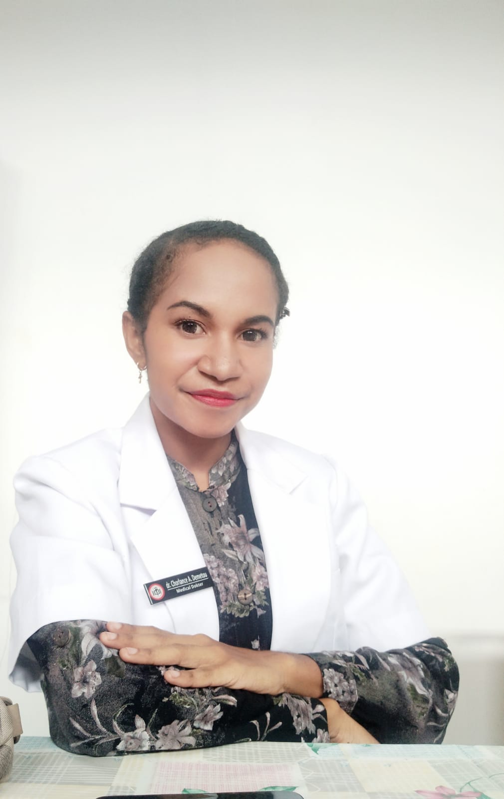 Chorlance, Gadis Papua Jadi Dokter Melalui Beasiswa ADik